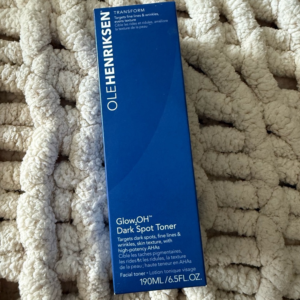 Ole Henriksen Transform Glow Dark Spot Toner in Blue